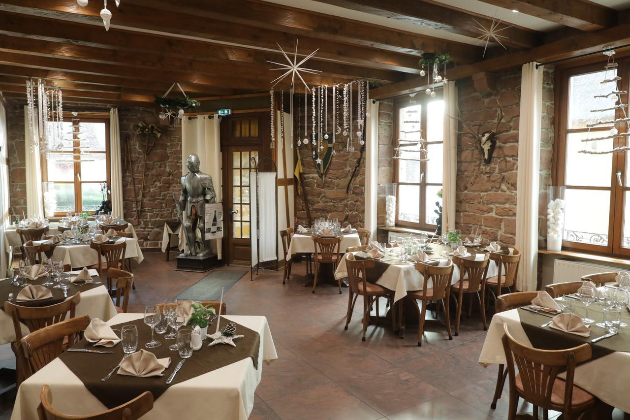 ריביווילה Hotel Restaurant 3 Chateaux מראה חיצוני תמונה